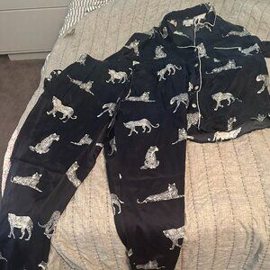 Petite Plume Mulberry Silk Panthere De Nu silk pajamas